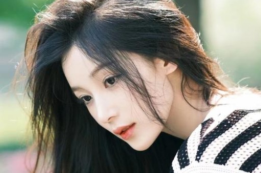 白鹿赵露思假唱明显王源王俊凯唱歌难听孟子义跑调道歉